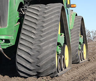 Camso agricultural rubber tracks